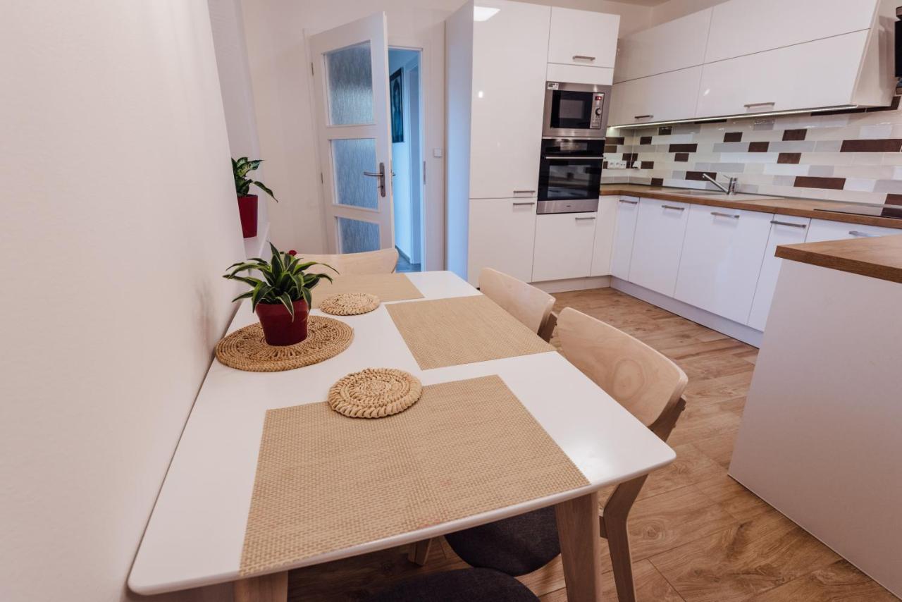 Apartman Pod Borovici Kovalovice Ngoại thất bức ảnh